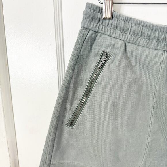 Athleta Farallon Mid Rise Skirt Semi Fitted Fern Green Activewear Hiking Size 10 - Picture 4 of 11